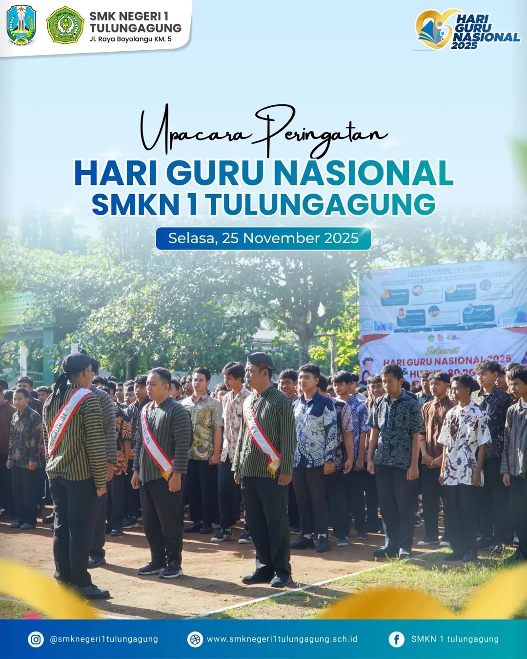 Upacara Peringatan Hari Guru Nasional 2025 SMKN 1 Tulungagung